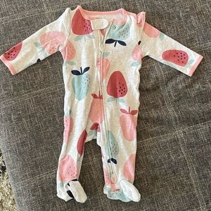 Carters 3m girls sleep&play